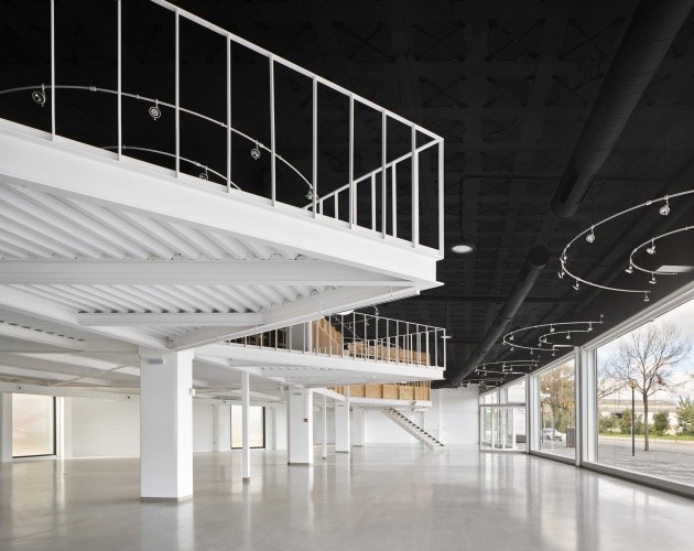 Nave showroom PLICOSA